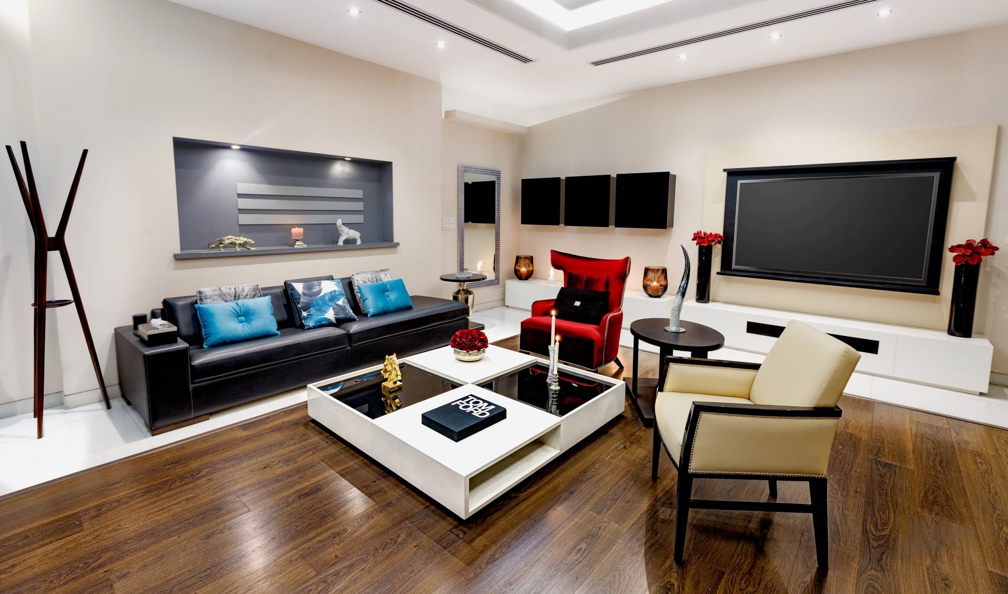 Premium furniture shops in Delhi